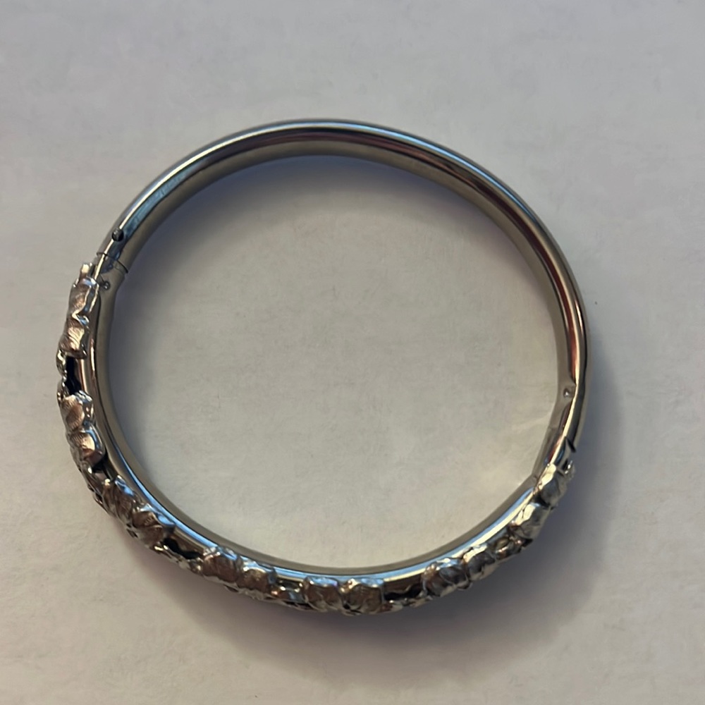 Silver Floral Bracelet